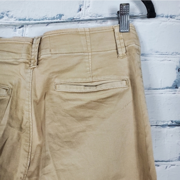 Everlane The Lightweight Relaxed Chino - Picture 5 of 8